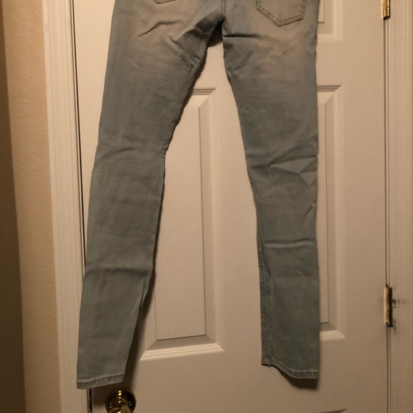 RSQ - Picture 2 of 4